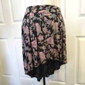 Kimchi Blue High Low Skirt size Small